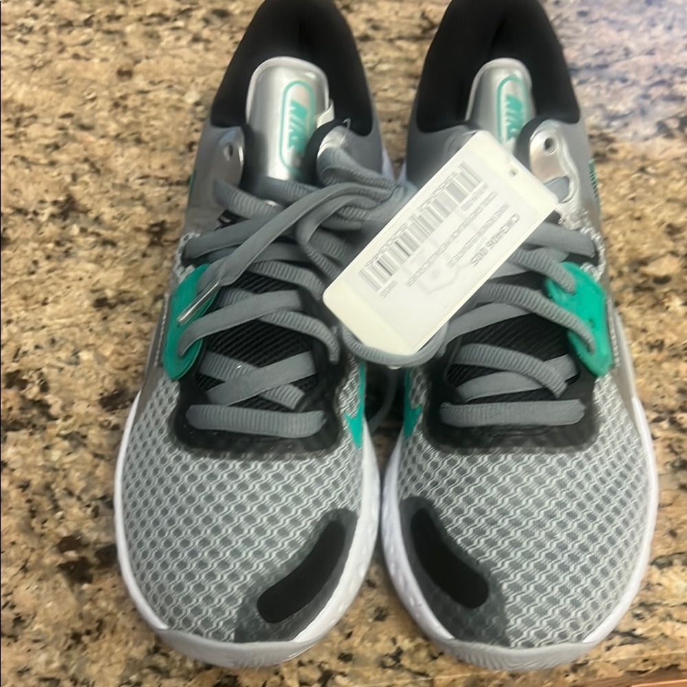 Nike Gray and Green Sneakers with Cushioned Sole